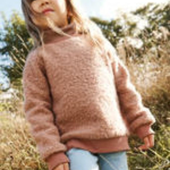 blumind Other - Blumind Girls Sherpa Sweater